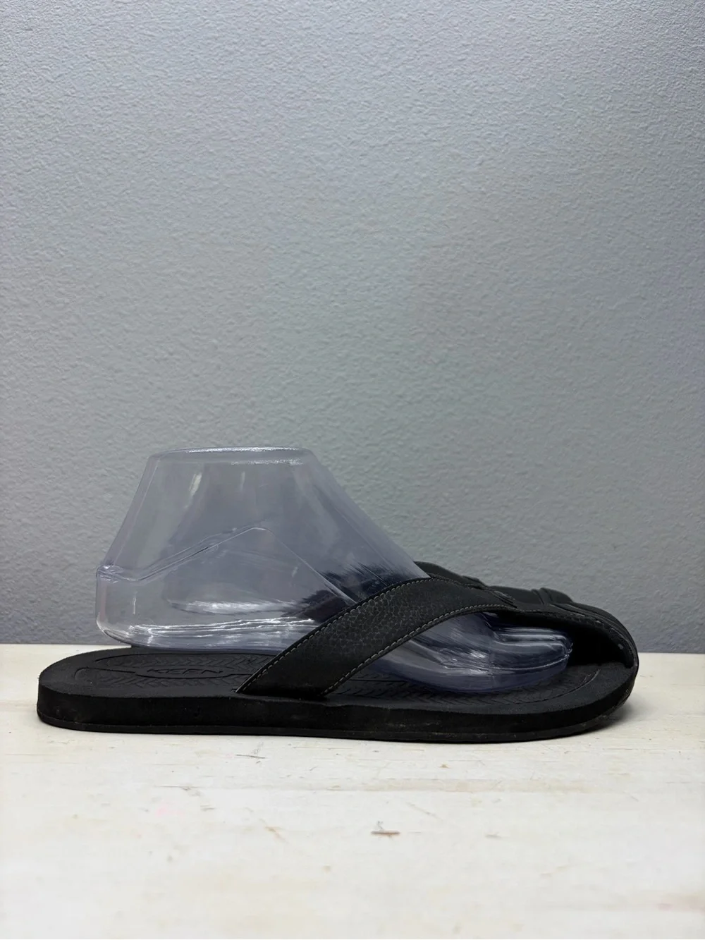 Keen Barbados Black Slide Sandals Size 8